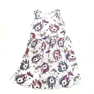 Lightly used Little girl's dress H&M brand size 6-8 years.